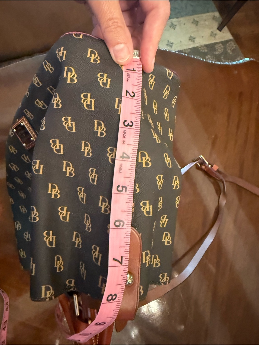 Dooney & Bourke Black and Brown Signature Logo Shoulder Bag - Picture 4 of 8